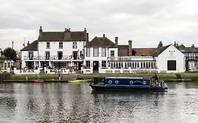 The Swan Hotel Staines